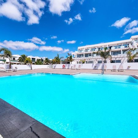 Luminosa Vivienda Vacacional Con Vista A La Piscina Costa Teguise Exteriör bild