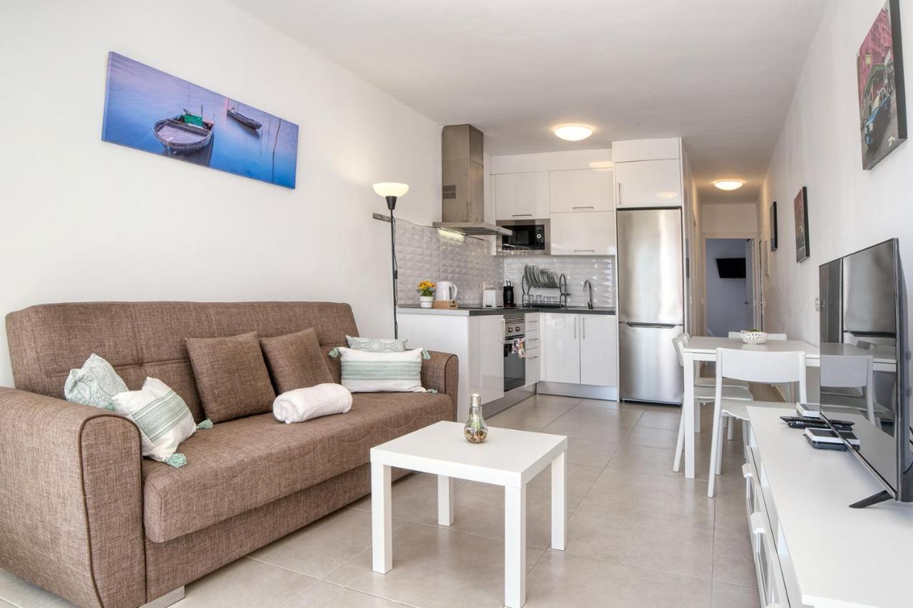 Luminosa Vivienda Vacacional Con Vista A La Piscina Costa Teguise Exteriör bild
